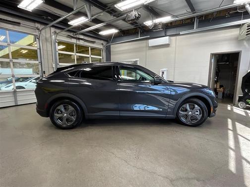 2021 Ford Mustang Mach-E Select