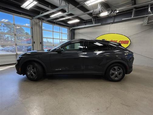 2021 Ford Mustang Mach-E Select