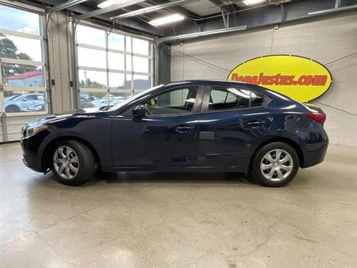 2016 Mazda Mazda3 i Sport