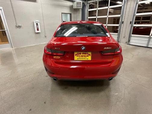 2019 BMW 330 xDrive