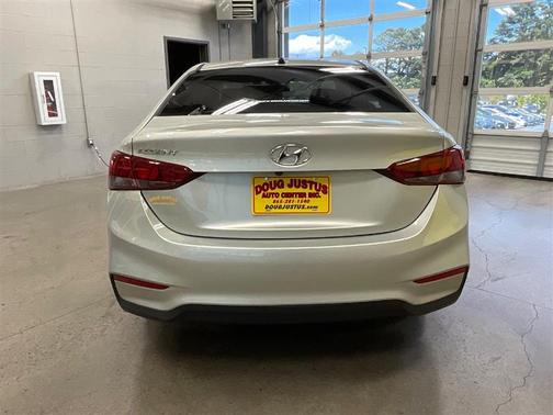 2019 Hyundai Accent SE