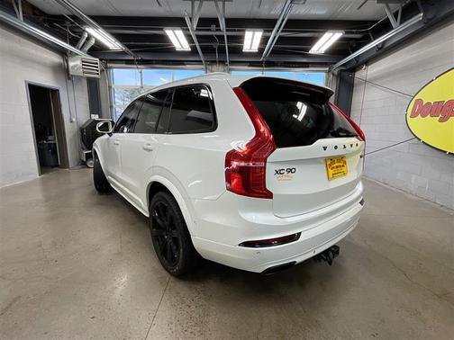 2018 Volvo XC90 T6 Inscription