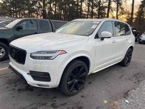 2018 Volvo XC90 T6 Inscription
