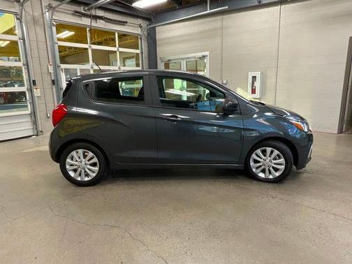 2017 Chevrolet Spark 1LT