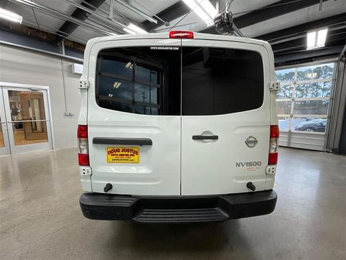 2016 Nissan NV Cargo NV1500 SV V6