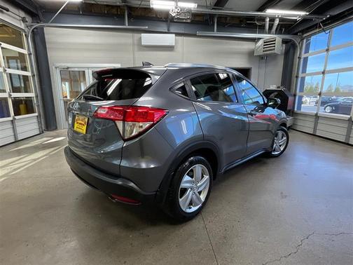 Modern Steel Metallic 2021 Honda HR-V EX