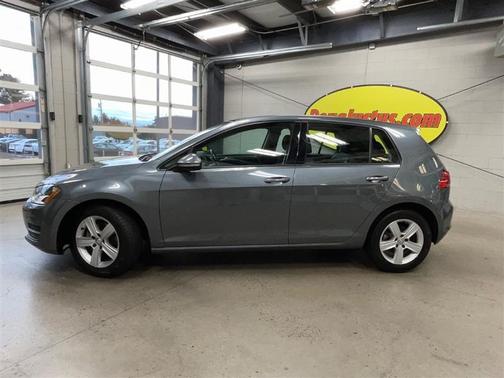 2017 Volkswagen Golf TSI Wolfsburg Edition 4-Door