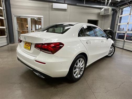 2022 Mercedes-Benz A-Class A 220