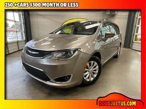 2018 Chrysler Pacifica Touring-L