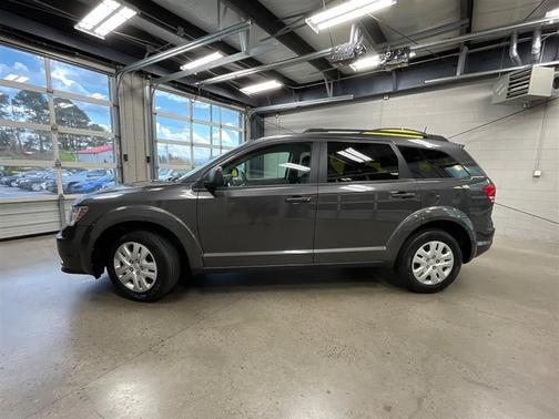 Granite Pearlcoat 2020 Dodge Journey SE Value