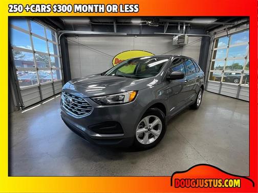 Carbonized Gray Metallic 2021 Ford Edge SE