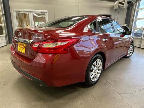2016 Nissan Altima 2.5 S
