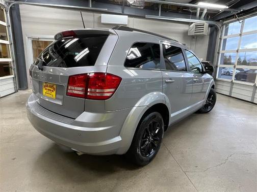 2020 Dodge Journey SE Value