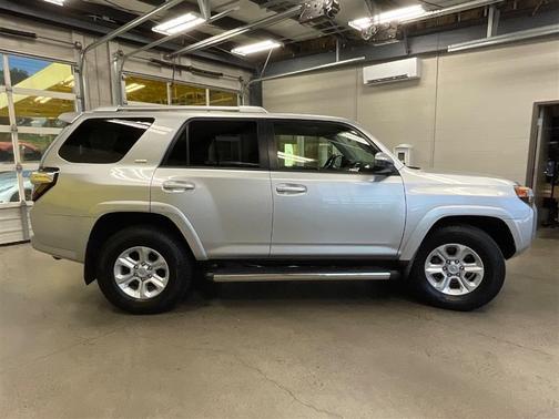 2014 Toyota 4Runner SR5