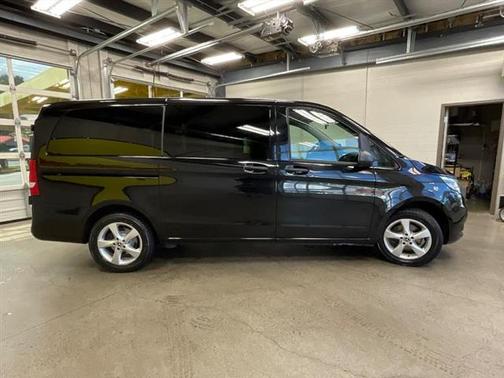 2020 Mercedes-Benz Metris Base