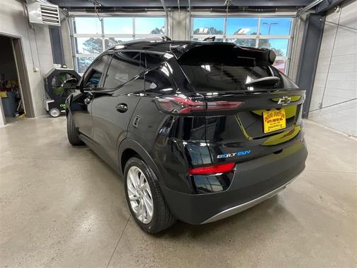 2023 Chevrolet Bolt EUV FWD LT