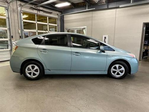 2013 Toyota Prius Five