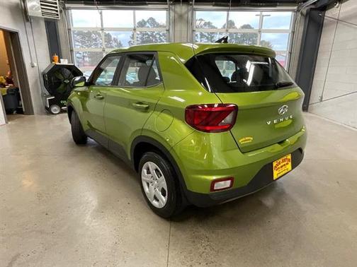 2020 Hyundai VENUE SE