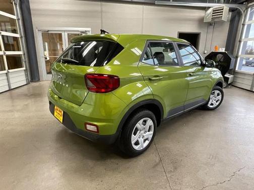 2020 Hyundai VENUE SE