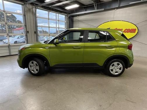 2020 Hyundai VENUE SE