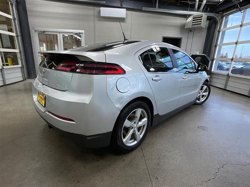 2013 Chevrolet Volt Base