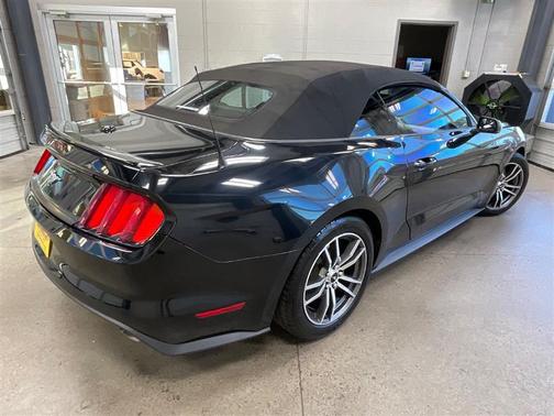 2016 Ford Mustang EcoBoost Premium