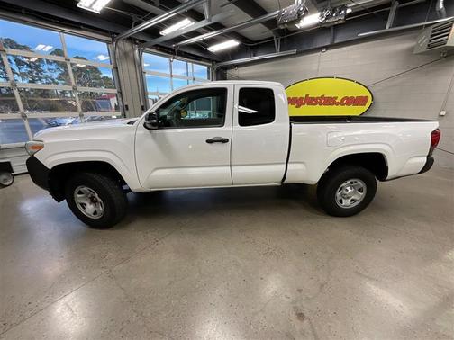 2020 Toyota Tacoma SR