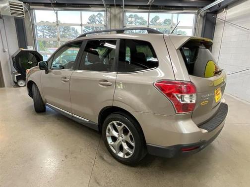 2015 Subaru Forester 2.5i Touring
