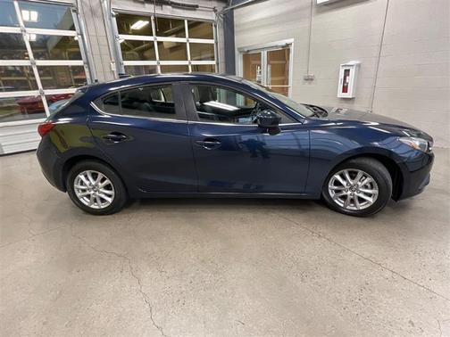 2016 Mazda Mazda3 i Grand Touring