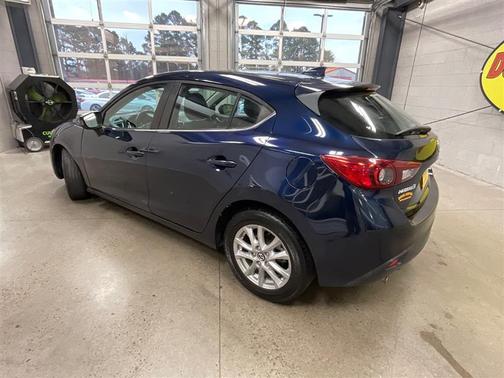 2016 Mazda Mazda3 i Grand Touring