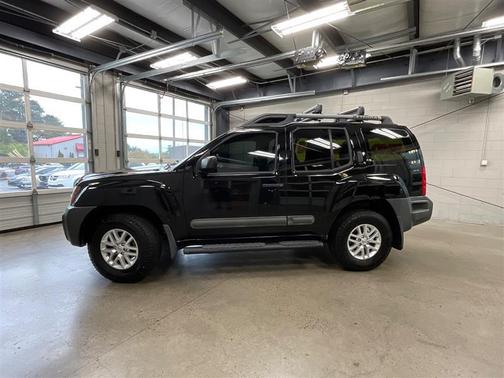 Black 2014 Nissan Xterra S