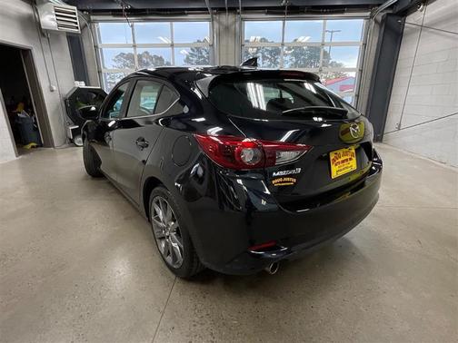 2018 Mazda Mazda3 Grand Touring