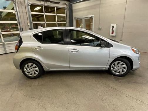 2015 Toyota Prius c One