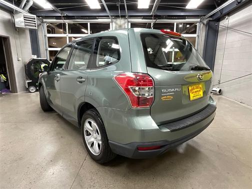 2014 Subaru Forester 2.5i