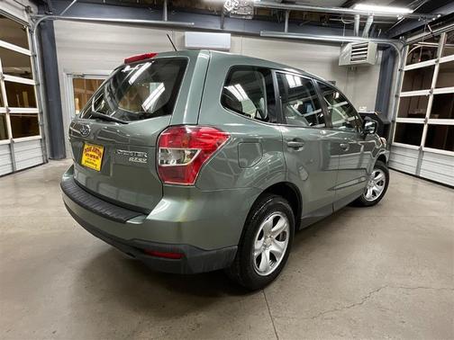 2014 Subaru Forester 2.5i