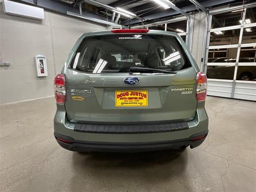 2014 Subaru Forester 2.5i
