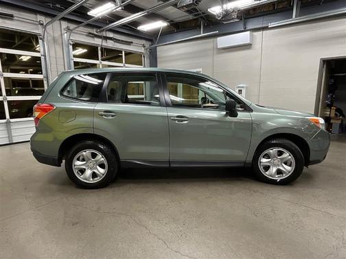 2014 Subaru Forester 2.5i