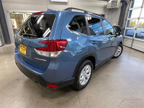 2021 Subaru Forester Base