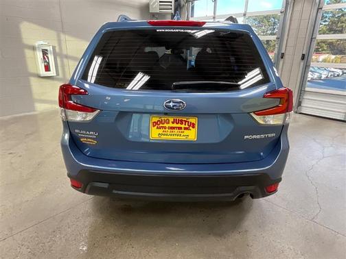 2021 Subaru Forester Base