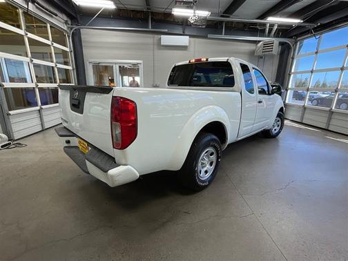 Glacier White 2018 Nissan Frontier S