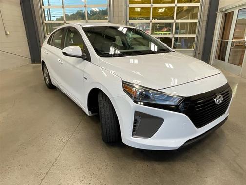 2017 Hyundai IONIQ Hybrid Blue