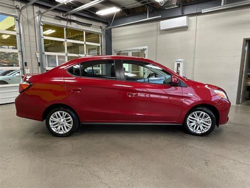 2024 Mitsubishi Mirage G4 LE