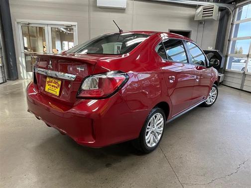 2024 Mitsubishi Mirage G4 LE