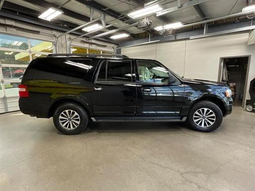 2017 Ford Expedition EL XLT