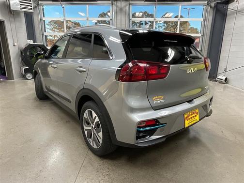 2022 Kia Niro EV S