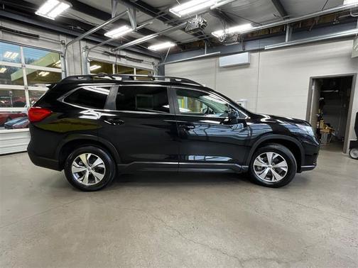 2022 Subaru Ascent Premium 8-Passenger