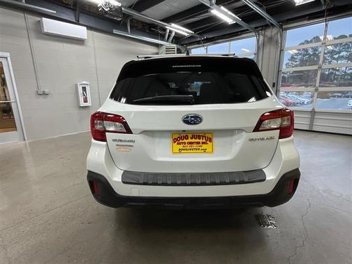 2019 Subaru Outback 2.5i Touring