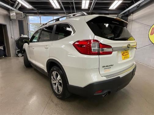 2022 Subaru Ascent Premium 8-Passenger