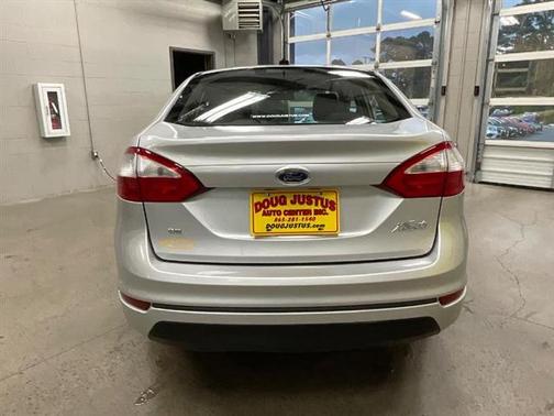 2017 Ford Fiesta SE