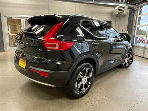 2021 Volvo XC40 T4 Inscription